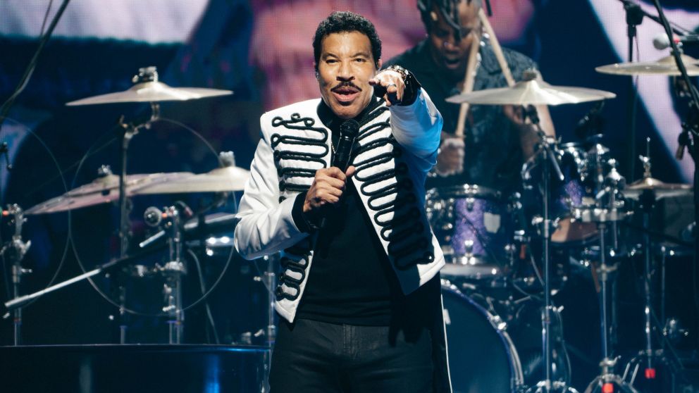Lionel Richie brilló en Buenos Aires y se sumó al famoso "Olé, olé, olé"