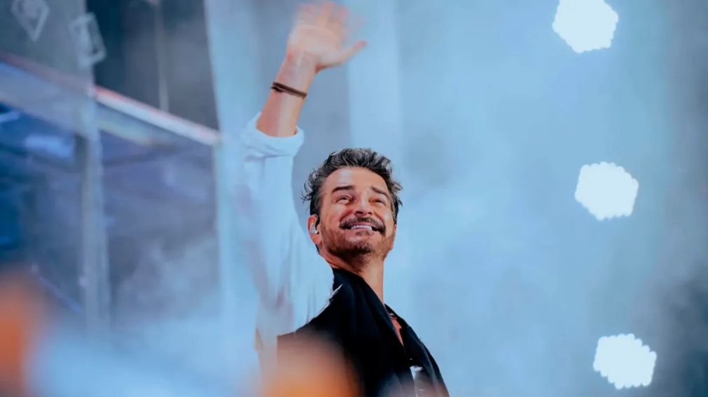 Ricardo Arjona se reencontr� con sus amigos de la universidad