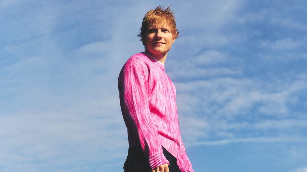 Ed Sheeran emociona con "Old Phone", el nuevo videoclip que celebra la memoria y la conexión