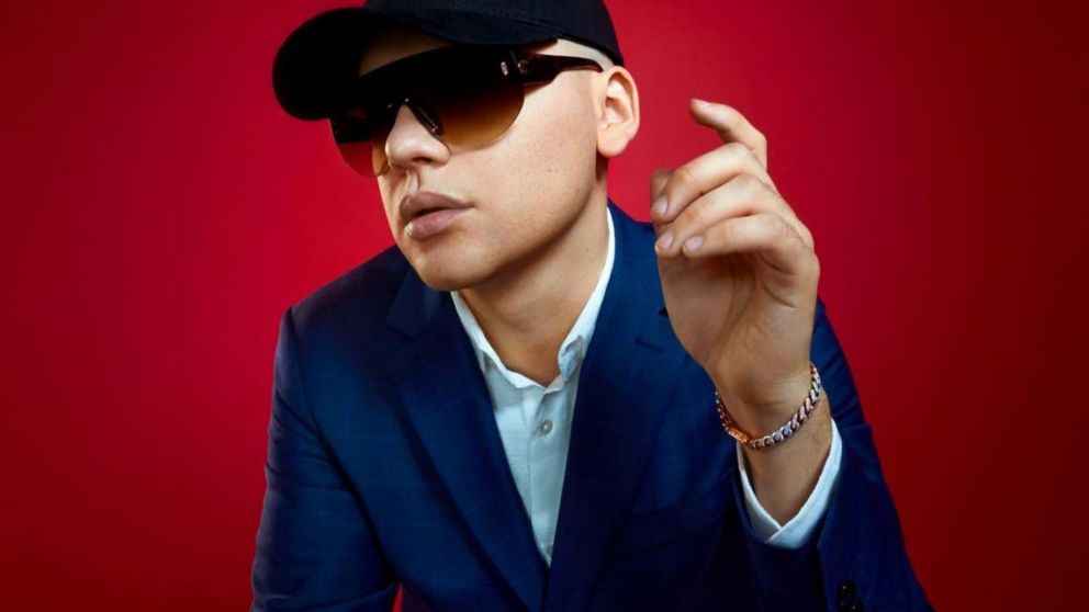 La foto de la infancia de Bizarrap que enloqueci� a sus fans: as� naci� su ic�nico look