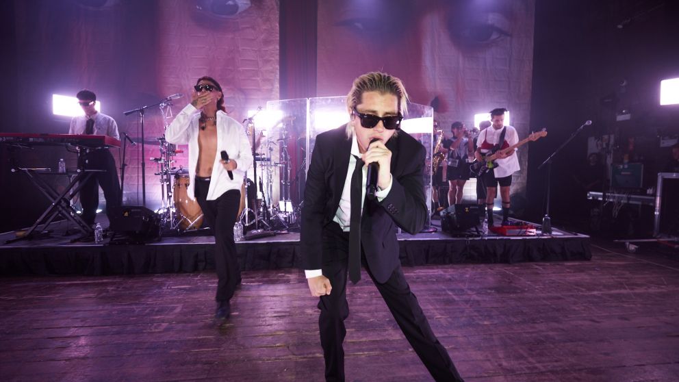 Olivia Rodrigo, Korn y CA7RIEL & Paco Amoroso encendieron la segunda jornada de Lollapalooza Chicago 2025