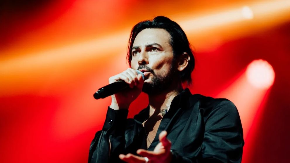Beto Cuevas regresa a la Argentina con su exitoso tour "Beto Cuevas Acústico"