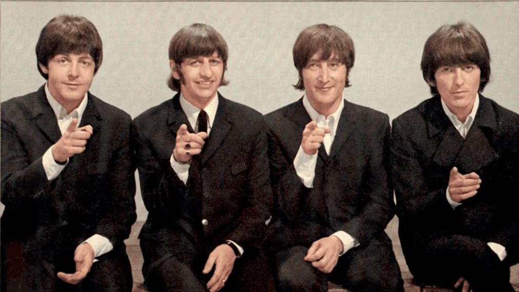 Cómo es el nuevo mazo de cartas inspirado en The Beatles.
