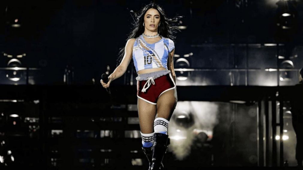 Lali Esp�sito reaviva la pol�mica tras la condena a Cristina Fern�ndez de Kirchner con un tuit del pasado