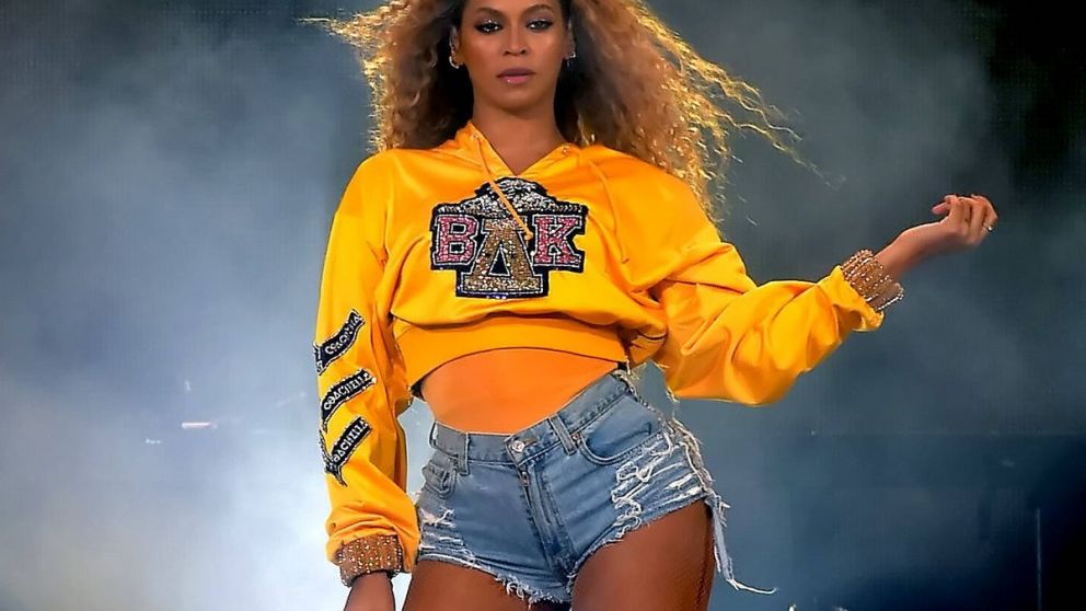 Beyoncé fue N°1 en Reino Unido y EE.UU. con "Dangerously in Love", su primer álbum solista