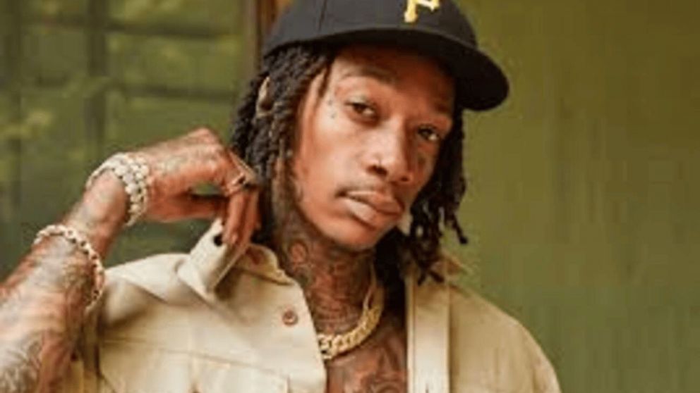 Polémico: no son de tabaco... Wiz Khalifa confesó cuántos cigarrillos fuma por día y estalló el debate