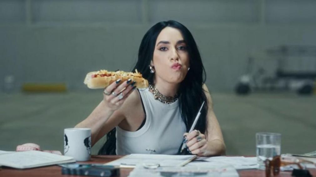 Desaparecen los likes del famoso tuit de Lali Espósito sobre Javier Milei: ¿falla técnica o ...?