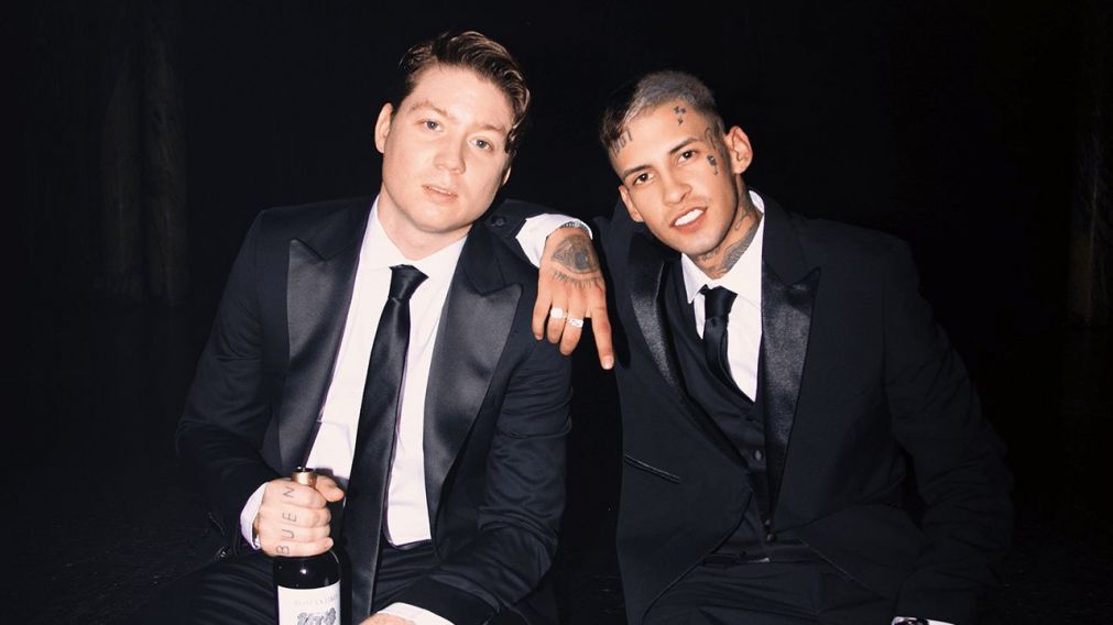 Emanero y L-Gante se visten de gala para lanzar "Romantiko", una cumbia con alma y corazón
