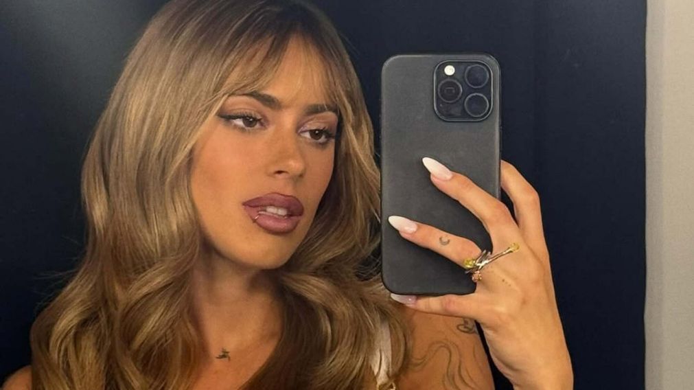 Tini Stoessel brilló en El Corte Inglés con Rodrigo De Paul en la tribuna