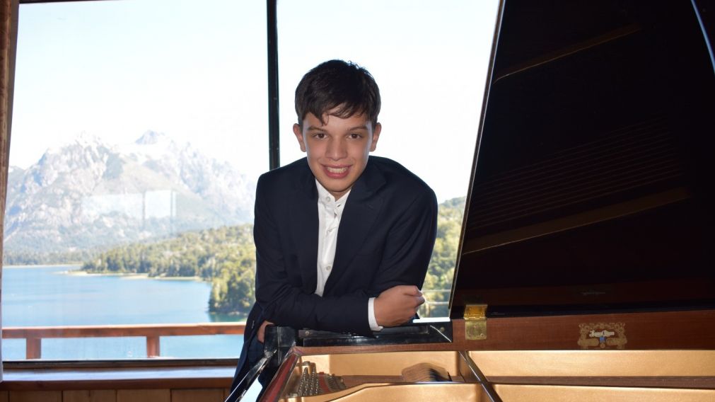 Joaquín Oliva Uberuaga: el joven pianista argentino que llevará su talento a Bélgica