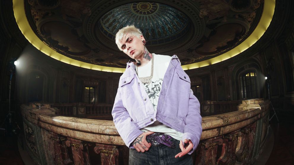 LIT Killah se quebró en vivo al recibir un mensaje sorpresa de sus padres: "Vos cambiaste mi destino"