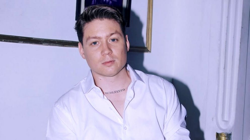 ¿Charly García, Carlos Gardel o CA7RIEL? Emanero anticipa una nueva colaboración y explotan las redes