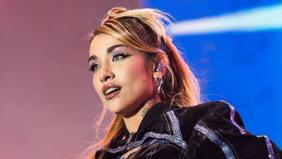 Maria Becerra preocup� a sus fans tras ser hospitalizada en pleno tour