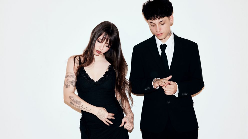 Saramalacara presentó Aura Talk junto a Zell