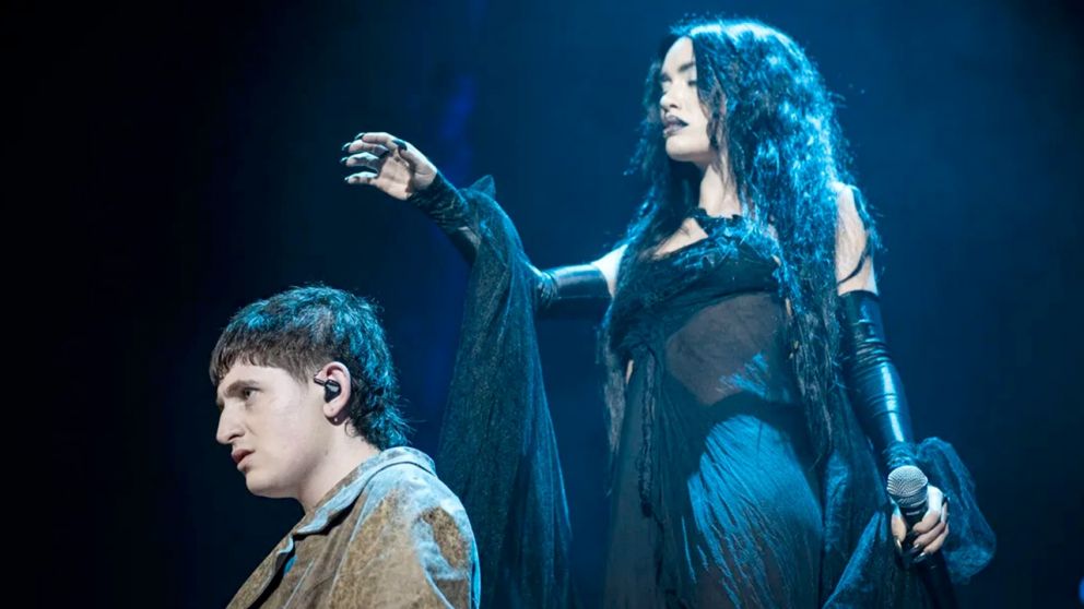 Lali y Dillom desatan furor en redes antes del estreno de "33": "Se le explotó el pantalón y todo al gordo"