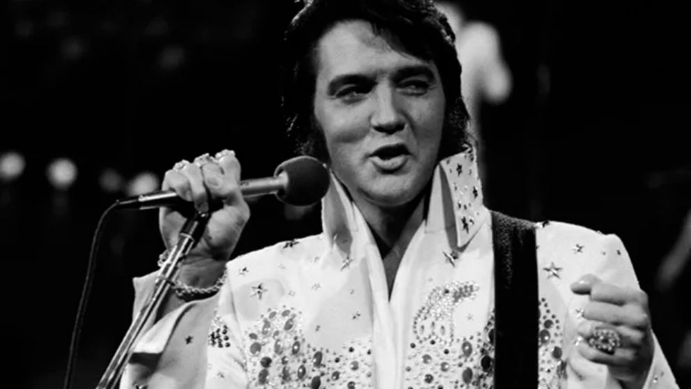 "All Shook Up": el hit de Elvis Presley que reinó 8 semanas en EE.UU. y vendió más de 2 millones de copias en 1957