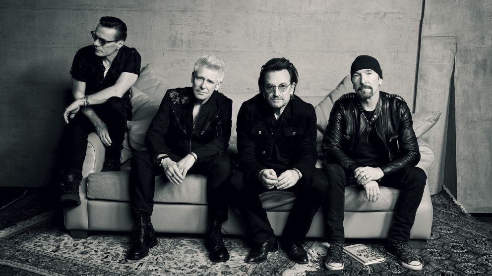 U2 alcanzó el #1 en 1987 con "The Joshua Tree", un fenómeno global