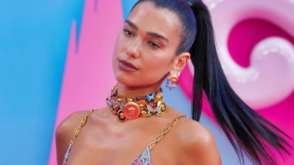 El emotivo encuentro de una fan argentina con Dua Lipa en Australia