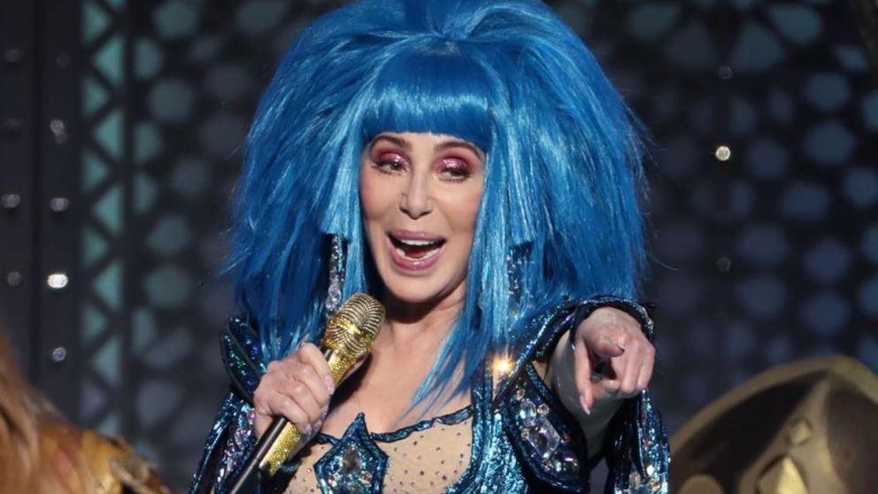 Con “Believe”, Cher fue Nº1 en EE.UU. y batió marcas globales a los 53 años