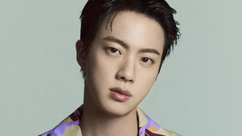 Inseperado: Jin de BTS hizo sonar el himno argentino en su programa