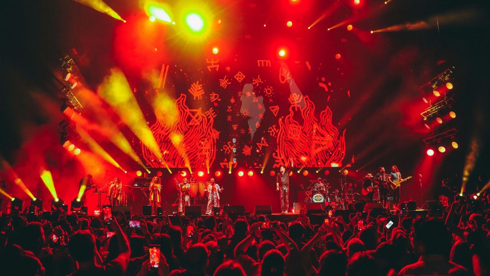 Carlos Vives regresa a Argentina con su gira El Rock de Mi Pueblo Vive: cu�ndo y d�nde conseguir las entradas