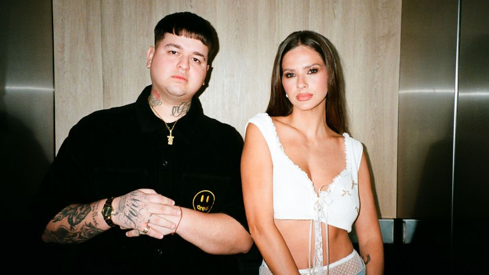 MHTRESUNO estren� canci�n junto a Alan G�mez y La China Su�rez