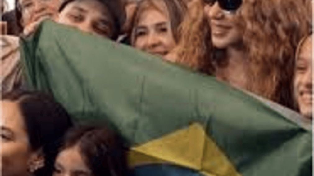 Shakira deslumbró en su debut en Brasil: "No podría haber mejor público"