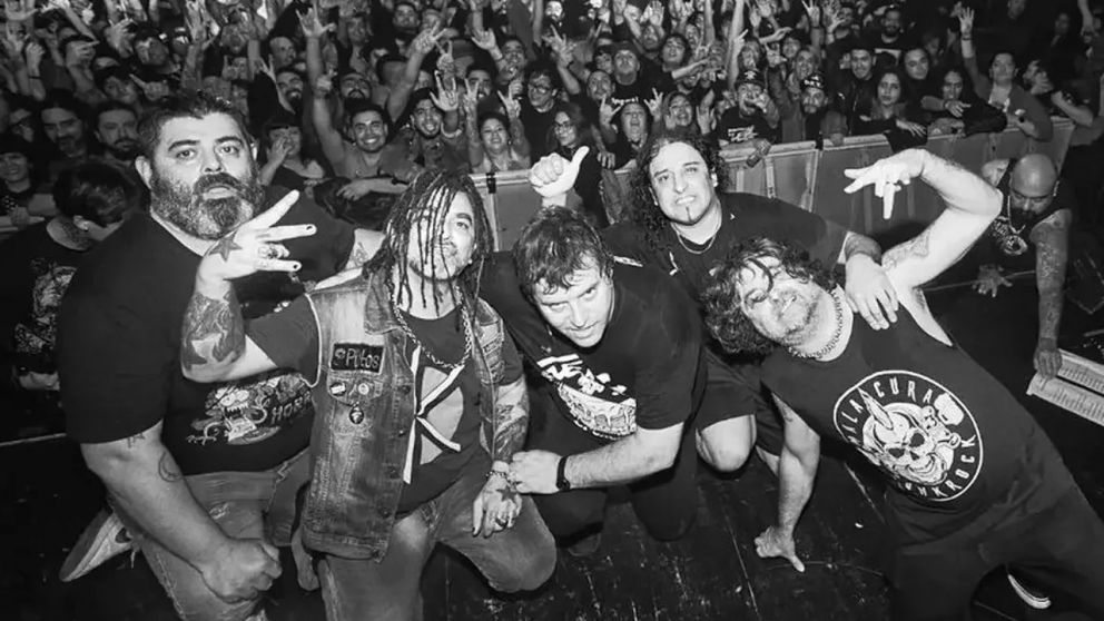 Flema se queda sin guitarrista tras la polémica: separan a Luis Gribaldo "por libertario"