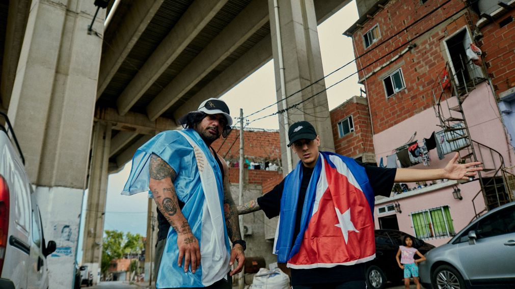 Acru y Al2 El Aldeano presentan De dónde vengo, un poderoso relato de los barrios de Latinoamérica