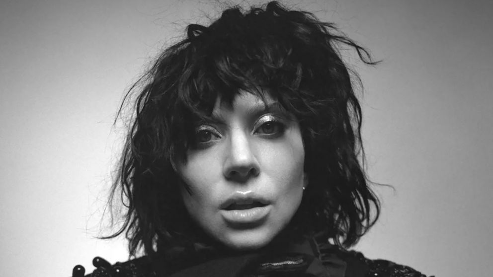 "Es como reconstruir un espejo roto", Lady Gaga anunció su nuevo disco "MAYHEM"