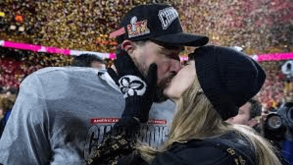 Taylor Swift y Travis Kelce: amor, lujo y festejo tras el pase de los Chiefs al Super Bowl 2025