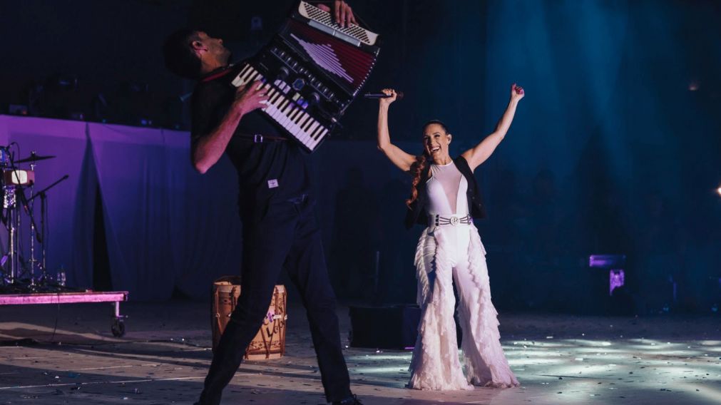 Soledad Pastorutti deslumbr� en la Vendimia y fue reconocida como "Hu�sped de Honor"