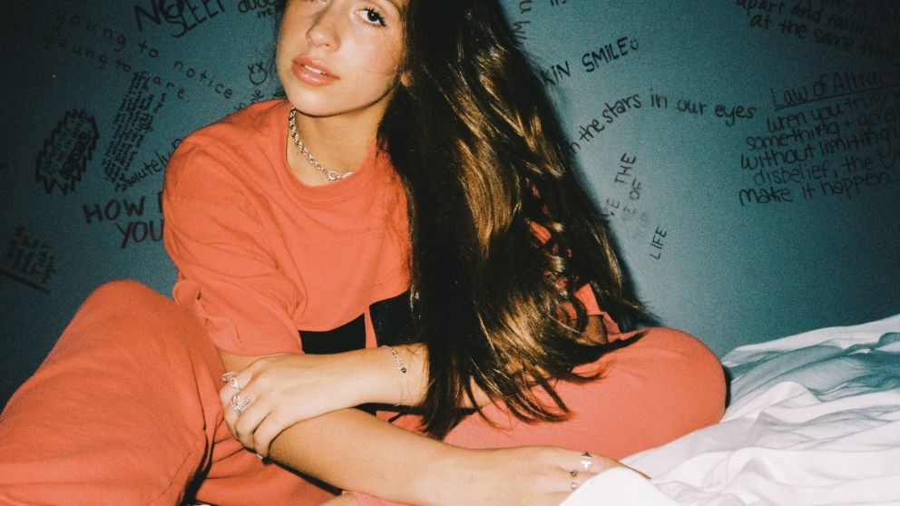 Tate McRae sorprende con el lanzamiento de "Sports Car" y anuncia su esperado nuevo álbum