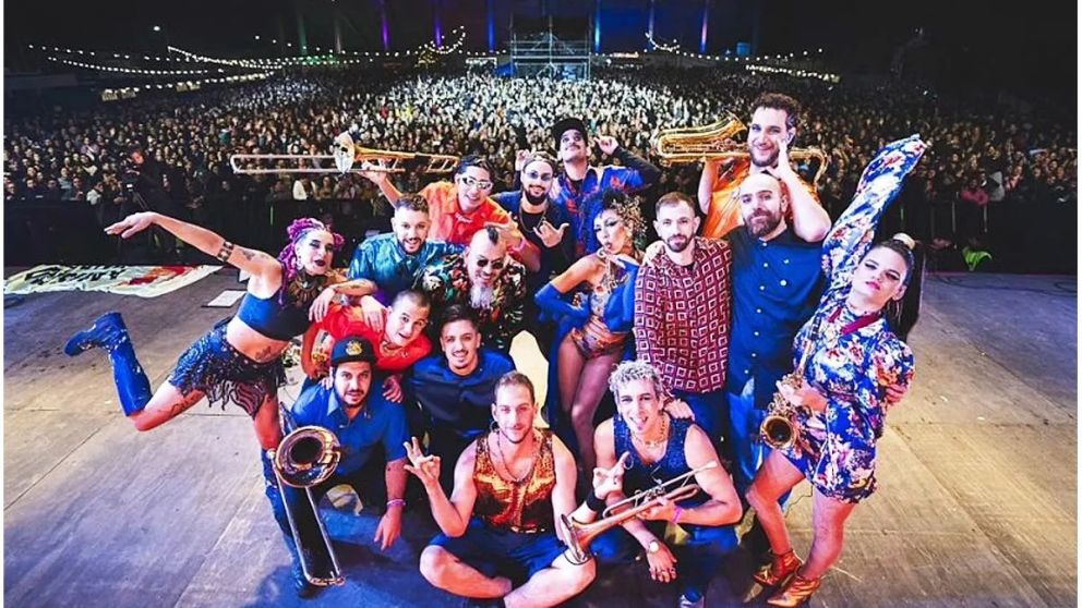 "Queremos que la gente disfrute, se cuide y baile": La Delio Valdez celebró sus 15 años
