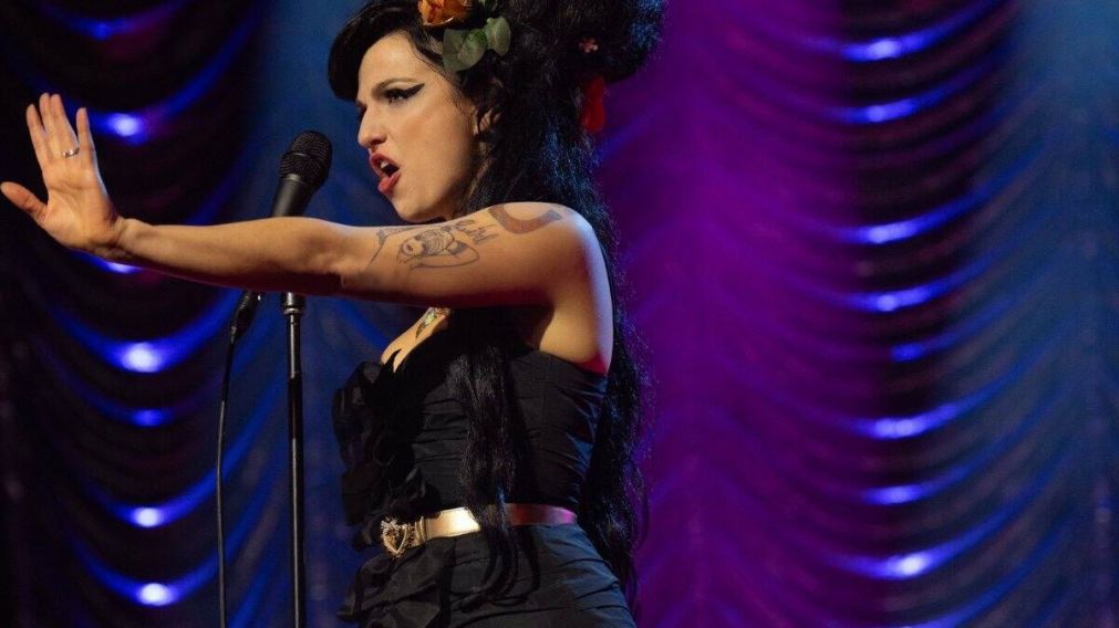 "Back to Black" de Amy Winehouse: un éxito histórico en el Reino Unido y el mundo en 2007