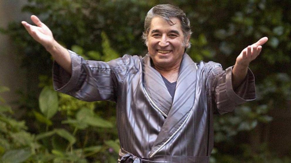De los motores al escenario: el mecánico que se transformó en el Sandro de San Martín