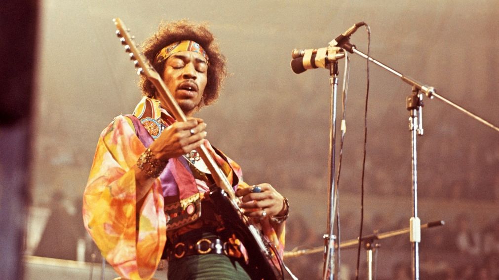 Jimi Hendrix recuerda el 2024-11-15 como un d�a importante