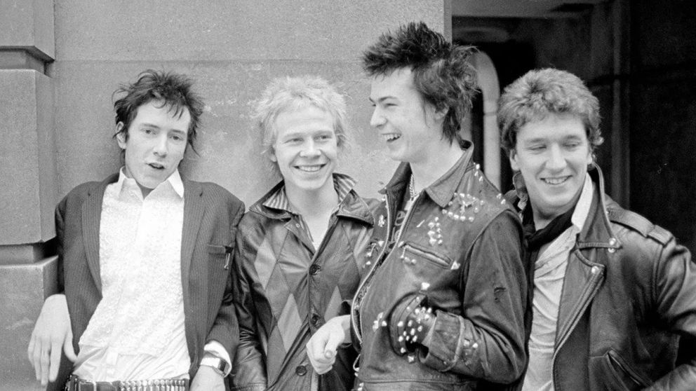 El debut de los Sex Pistols en 1977: del escándalo al estatus de culto