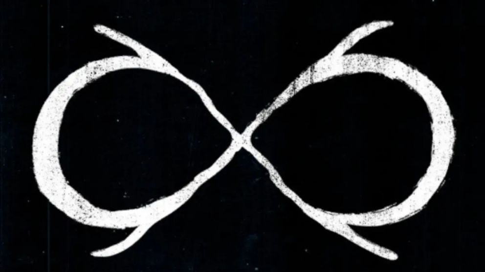 Estas son las nueve versiones del logo de Los Piojos