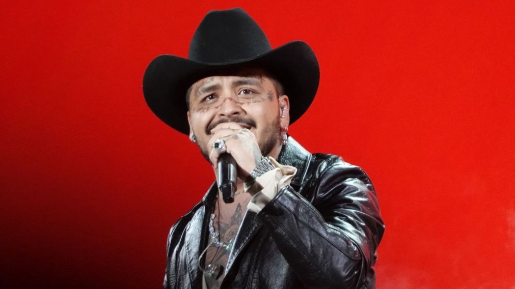 Internaron de urgencia a Christian Nodal: qu� le pas�