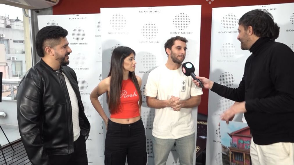 "Prometi� amor y nunca volvi�": Agapornis y R�faga lanzan su nueva colaboraci�n