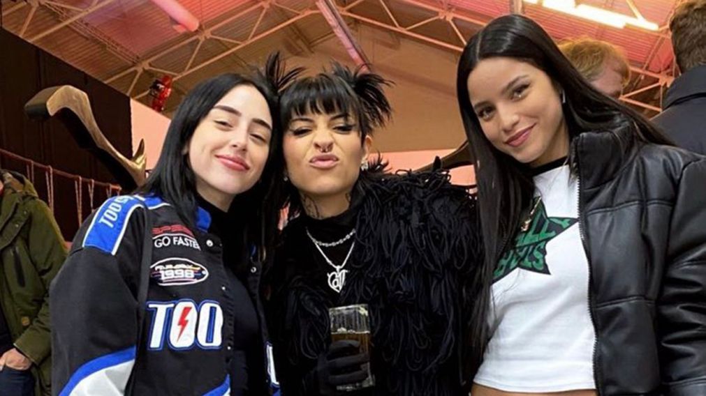 La divertida noche de Emilia Mernes, Duki, Nicki Nicole, Cazzu y Bizarrap en el concierto de Travis Scott
