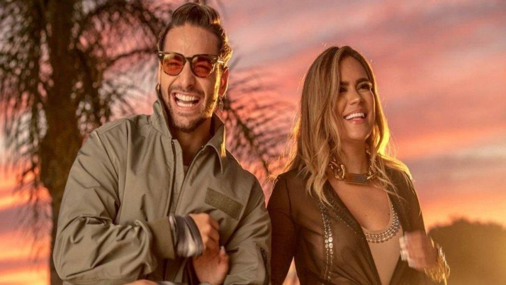 Una ciudad espa�ola proh�be escuchar m�sica de Karol G, Maluma y otros artistas