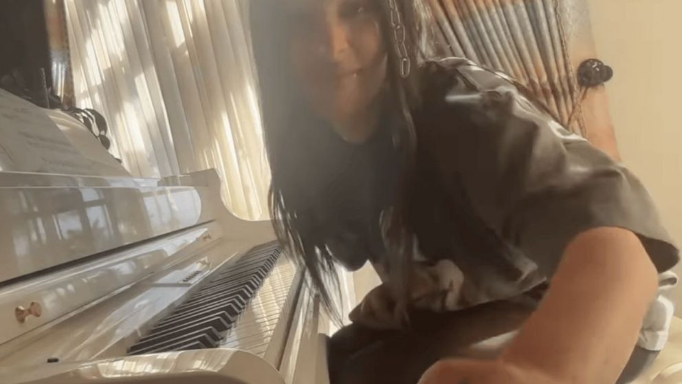 Lady Gaga comparti� un adelanto de su nuevo �lbum, con una colaboraci�n muy esperada