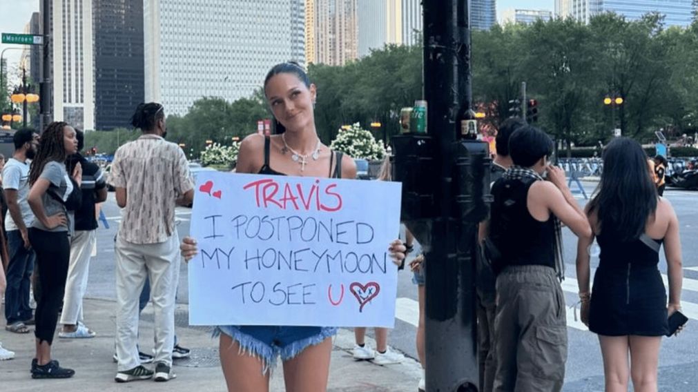 Oriana Sabatini en modo fan de la banda de rock Travis.