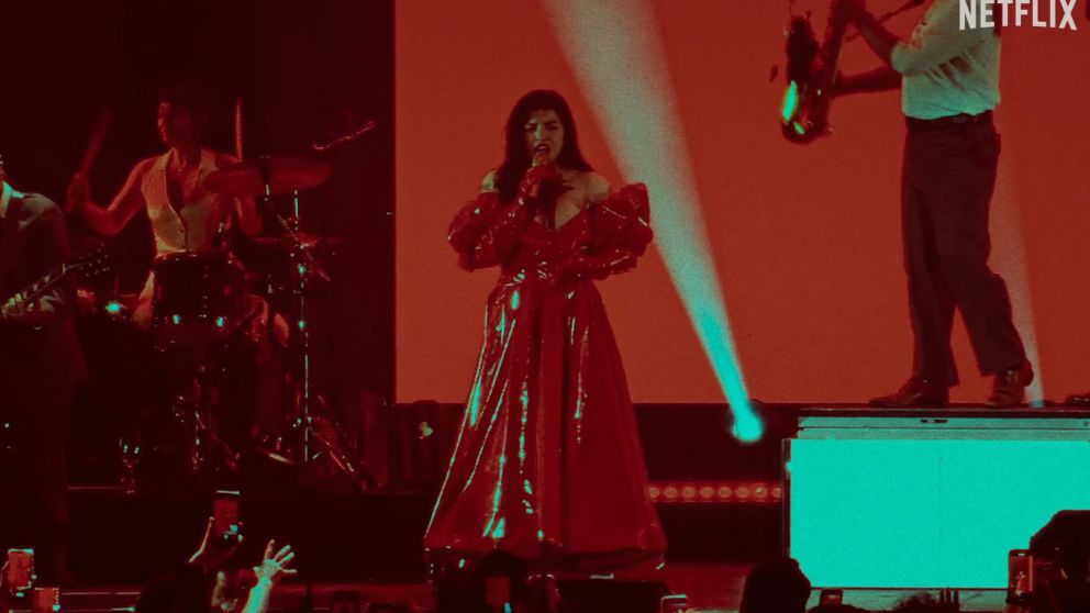 “Mon Laferte, te amo”: una mirada emocionante y auténtica sobre la vida de la artista