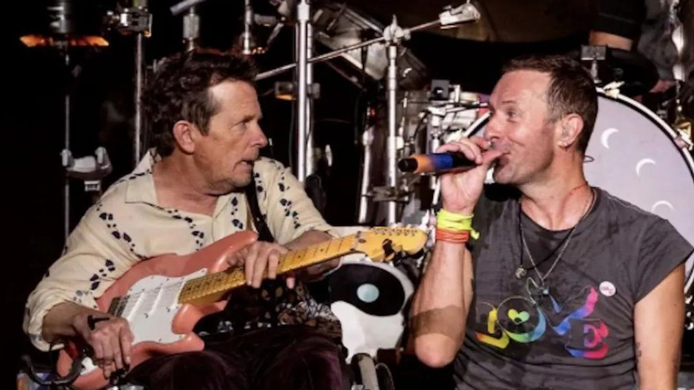 Michael J. Fox se suma a Coldplay para interpretar "Fix you".