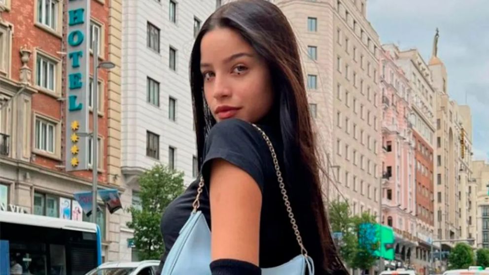 Las fotos de Emilia Mernes de su infancia que se volvieron virales