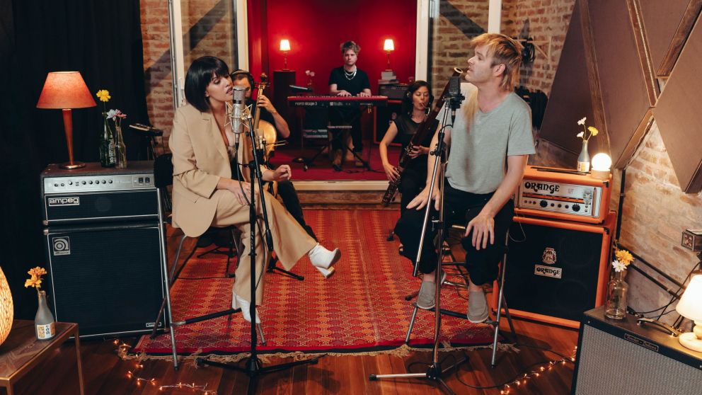 Camilú y Benja Amadeo juntos en Infinito