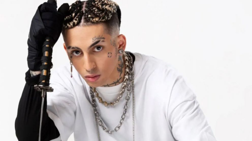 Khea vuelve a la carga con “Estrellas en la noche”: así es su nueva canción